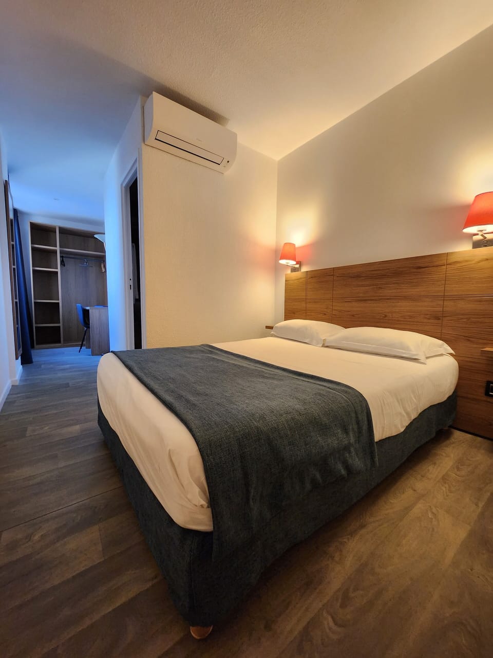 Double Room | Desk, soundproofing, iron/ironing board, free WiFi