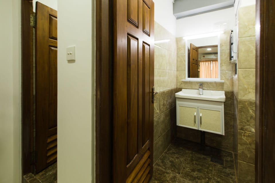 Metro Port City Hotel Hotel in Colombo