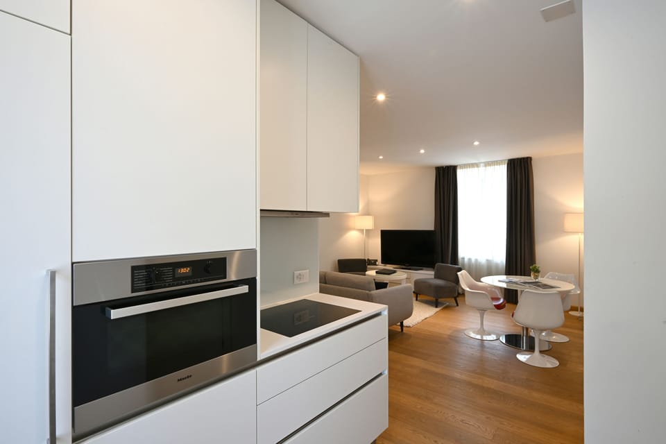 Suite, Park View | Private kitchen
