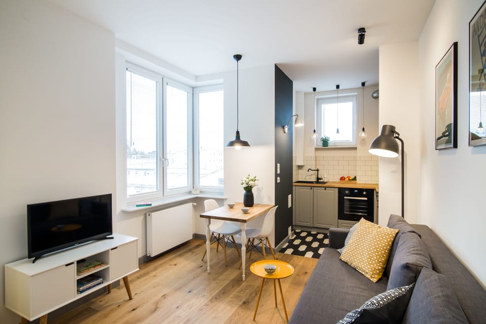 Studio, Non Smoking | Living area | Flat-screen TV