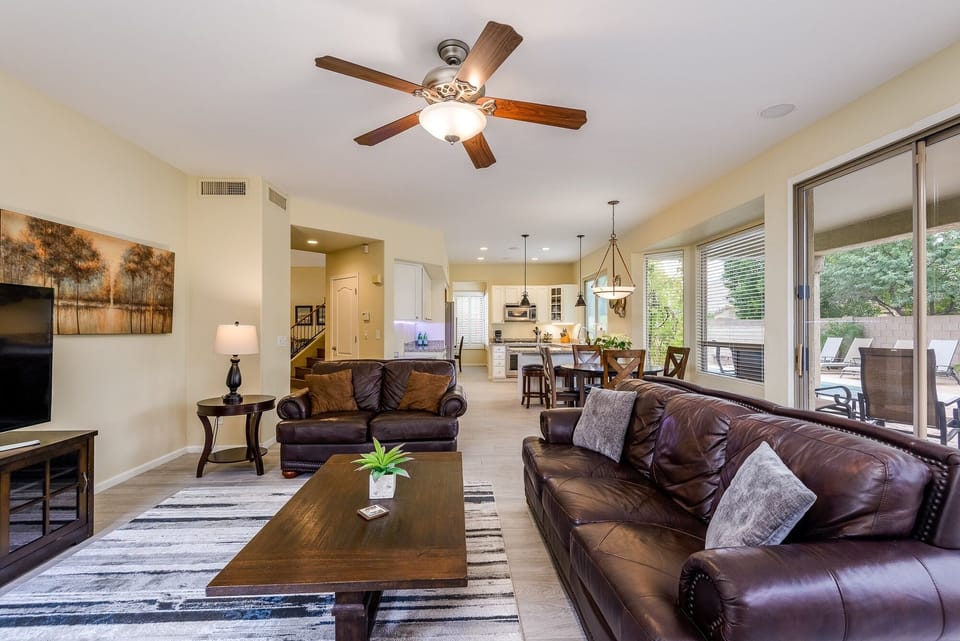 House, 5 Bedrooms | Living area | Smart TV, fireplace, DVD player