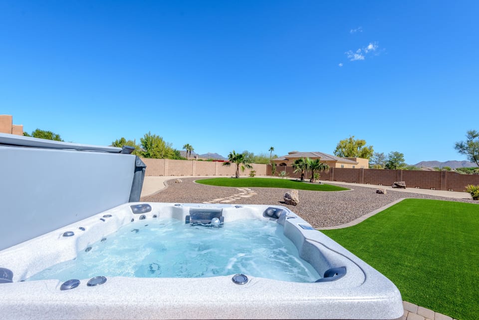House, 4 Bedrooms | Spa