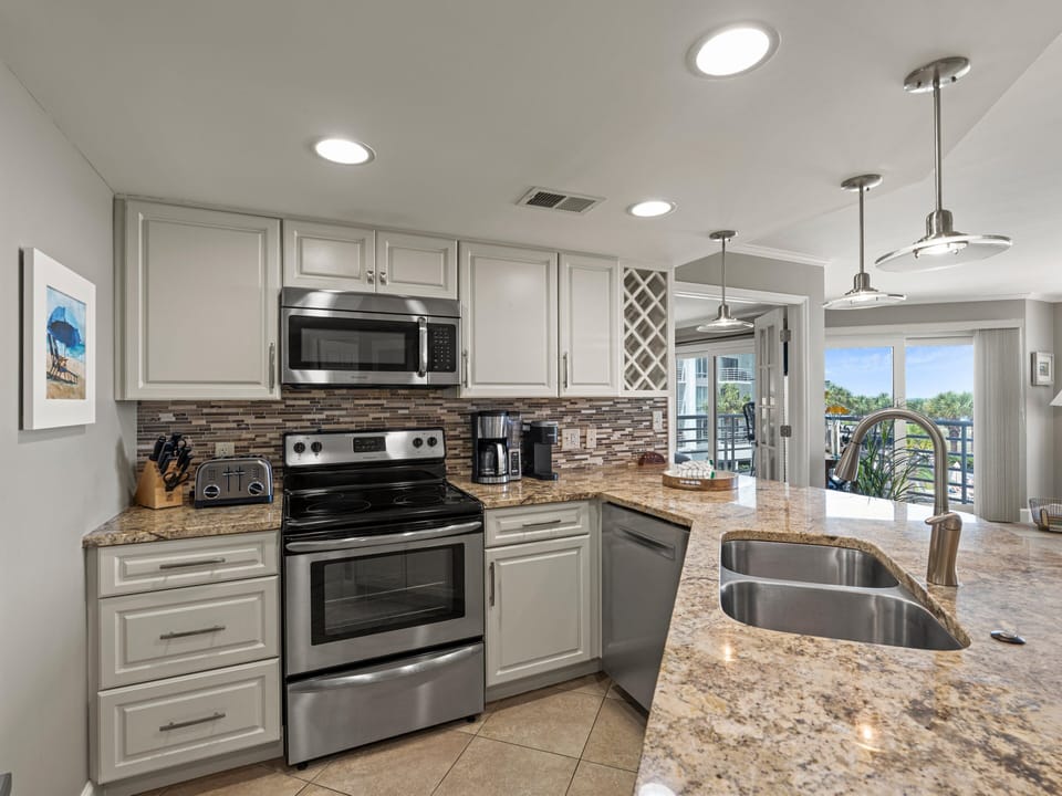 Fully Stocked Modern Kitchen