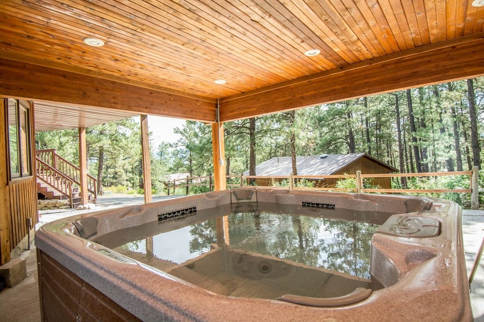 Enjoy the hot tub, while admiring the beautiful views!
