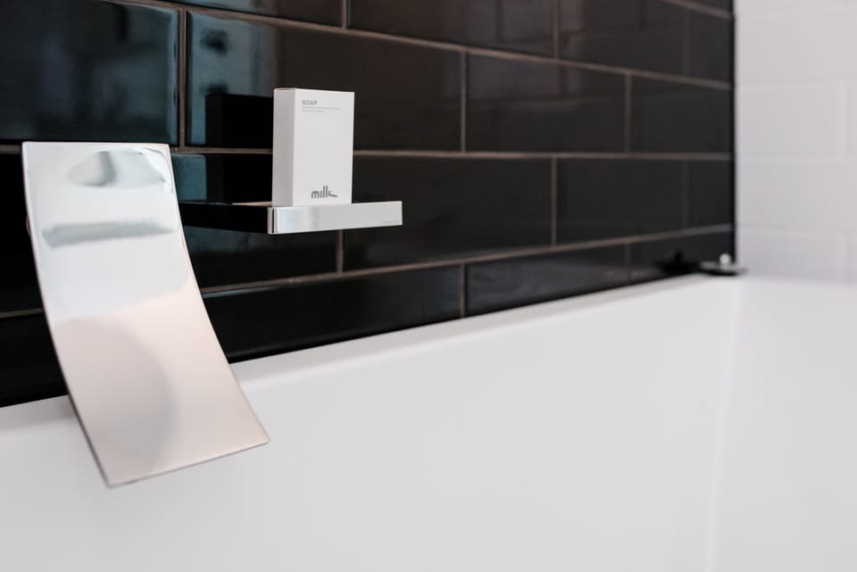 Bespoke On Main Apartment in Rutherglen