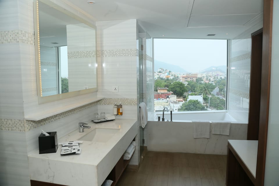 Shower, hair dryer, bathrobes, slippers