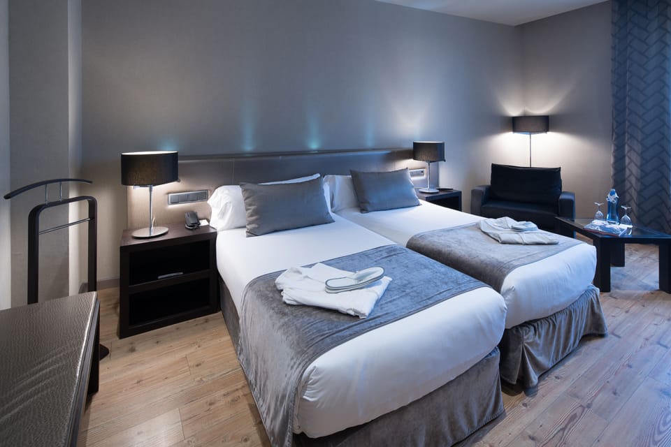 Minibar, in-room safe, desk, soundproofing