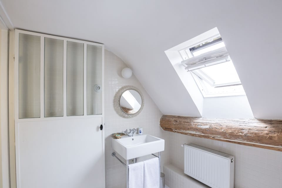 Suite | Minibar, in-room safe, desk, iron/ironing board