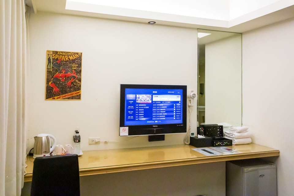 Deluxe Double Room | Desk, blackout drapes, soundproofing, free WiFi