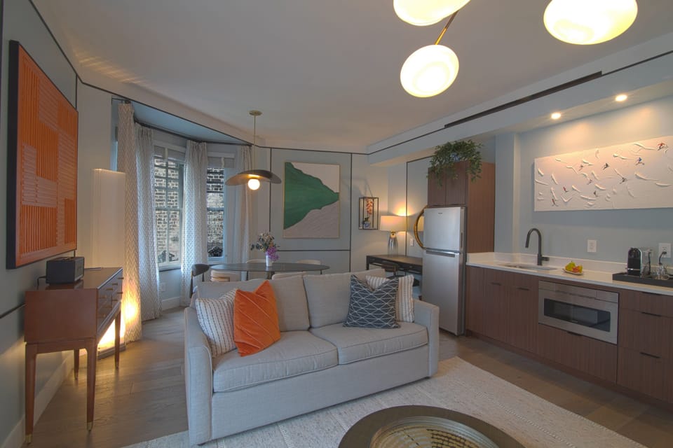 32-inch flat-screen TV with cable channels, TV, Netflix