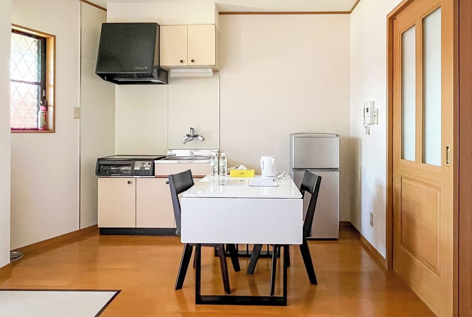 Fridge, stovetop, freezer