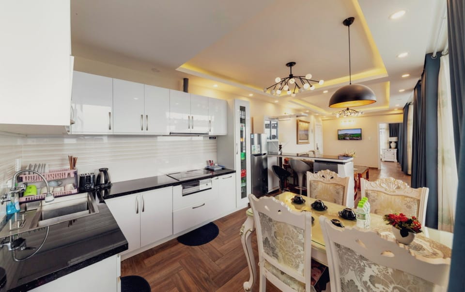 Penthouse, 2 Bedrooms | Soundproofing, free WiFi, bed sheets