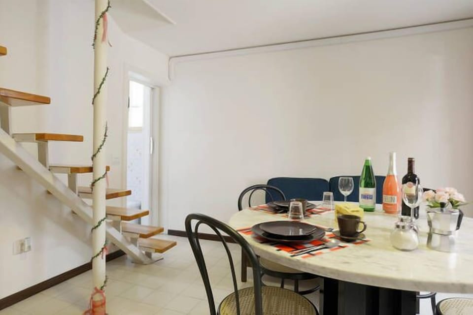 Duplex, 1 Bedroom | Living area