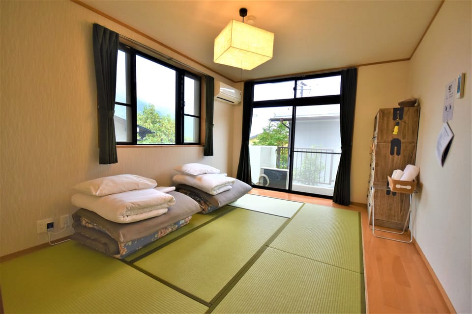 Japanese-style triple room (futon room) | Free WiFi, bed sheets