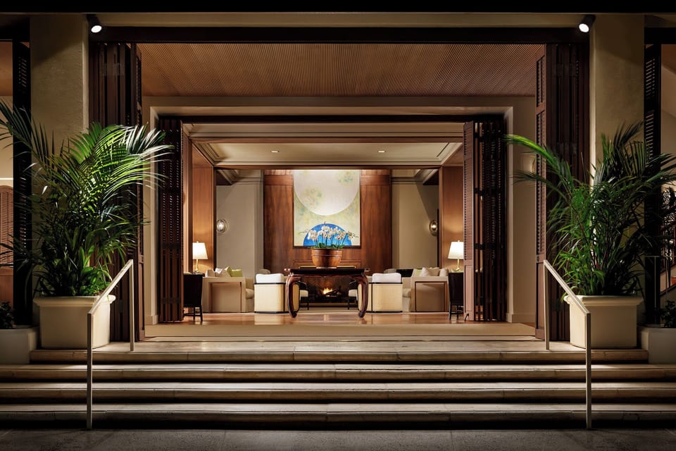 Halekulani Resort in Honolulu