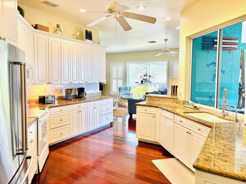 Open Kitchen