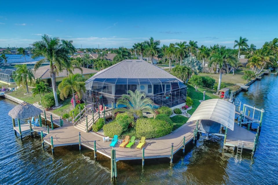 Large Wrap Around Dock