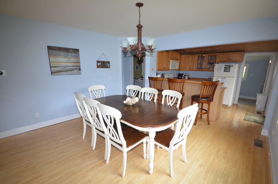 Kitchen and dining - Cookware, Coffee maker, Dishwasher, Full kitchen, Microwave, Oven, Refrigerator, Stove, Toaster, Dishes & utensils, Pantry items, Dining table.