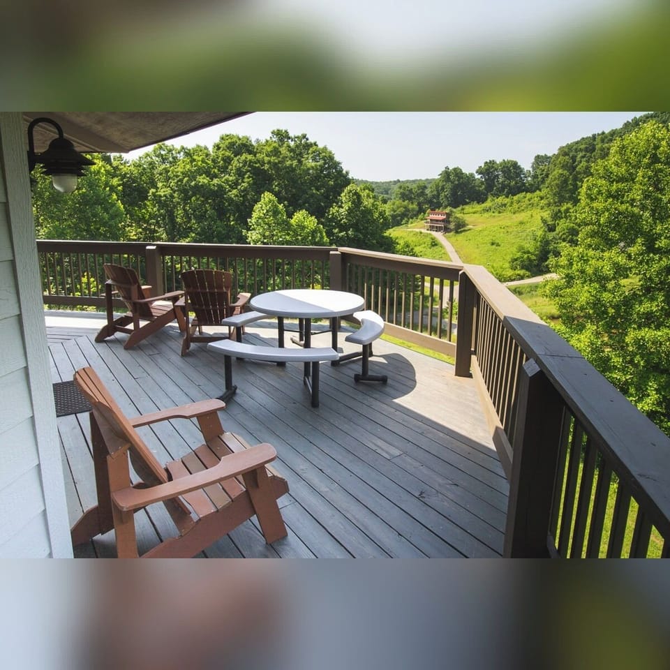 Lakeview Patio