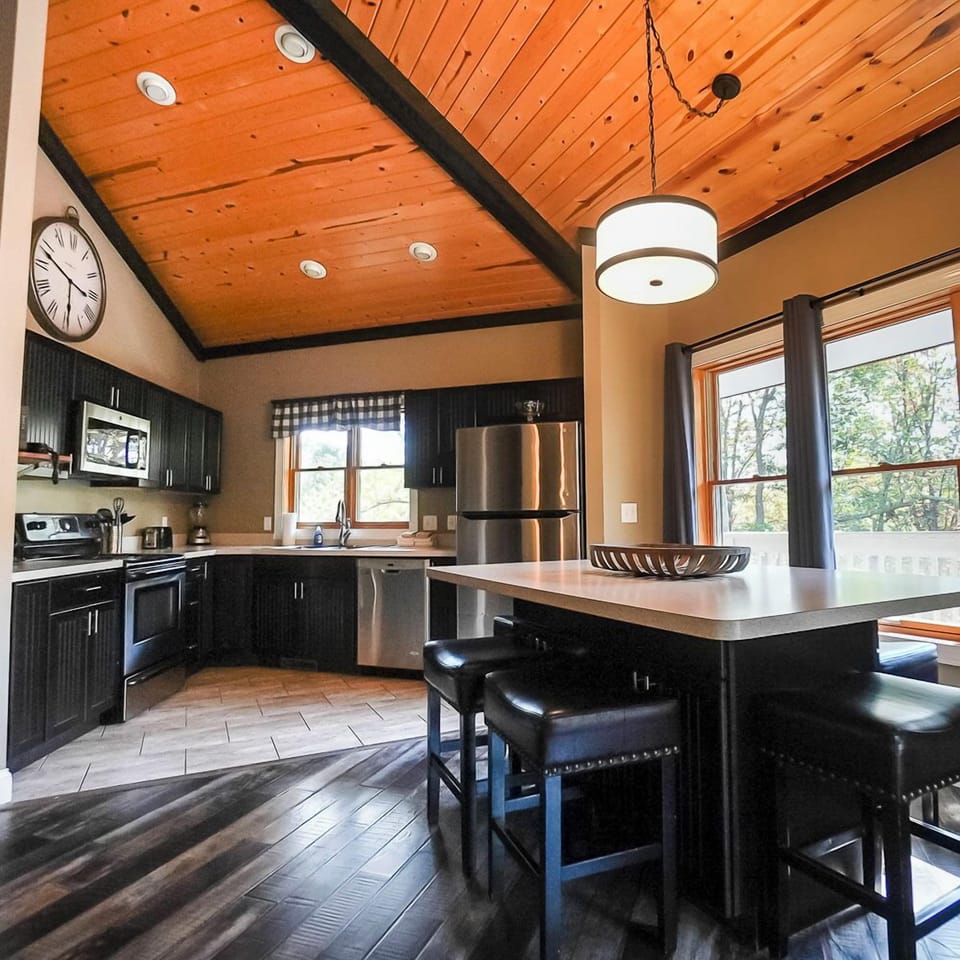 Treetop Dining Area and Kitchen Main Level