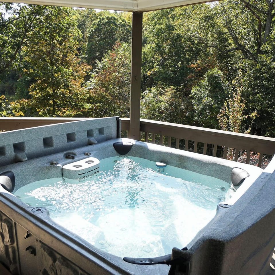 Treetop Hot Tub