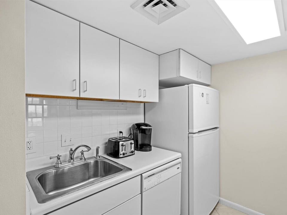 HSRC 106 Kitchen