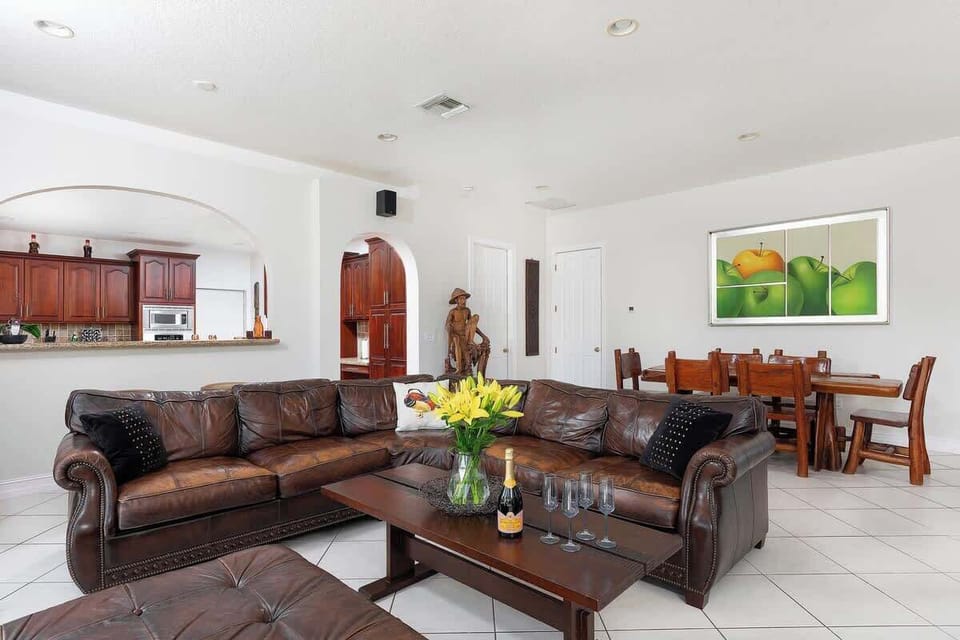 Living room with opening to kitchen