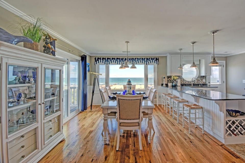 Dining Area with a view