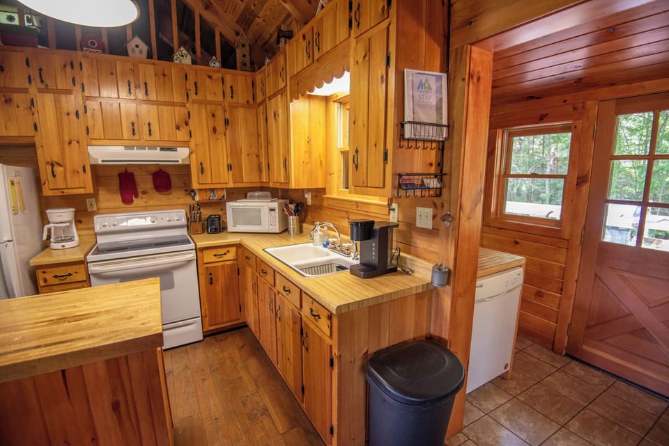 Kitchen island and all the appliances you need...
