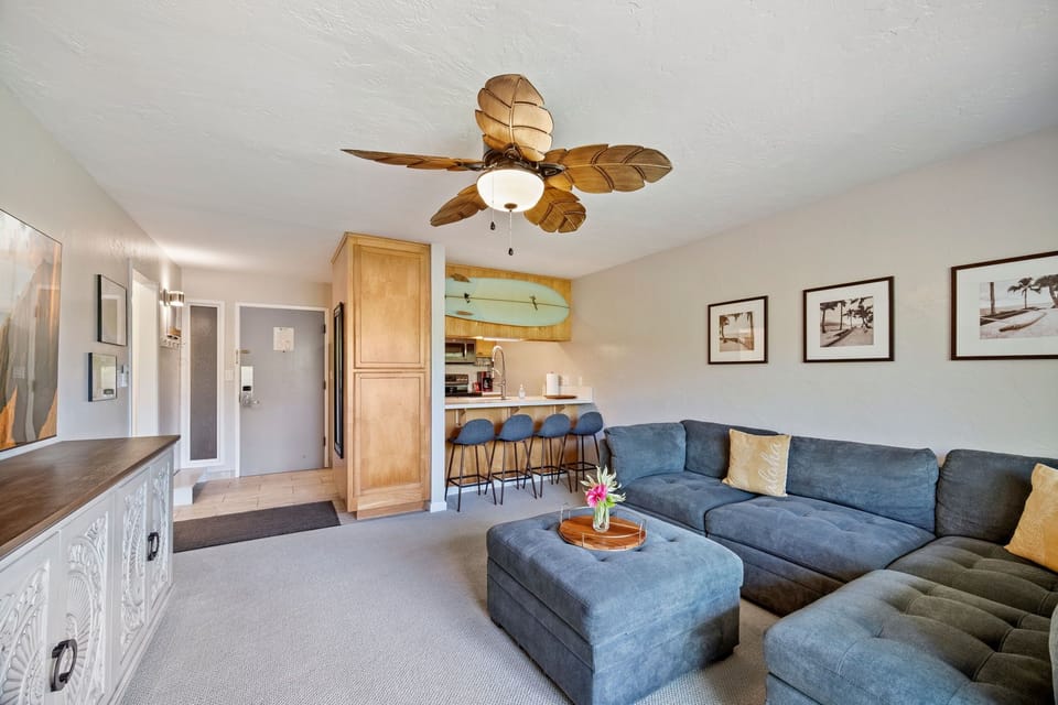 Beautifully appointed condo with central AC