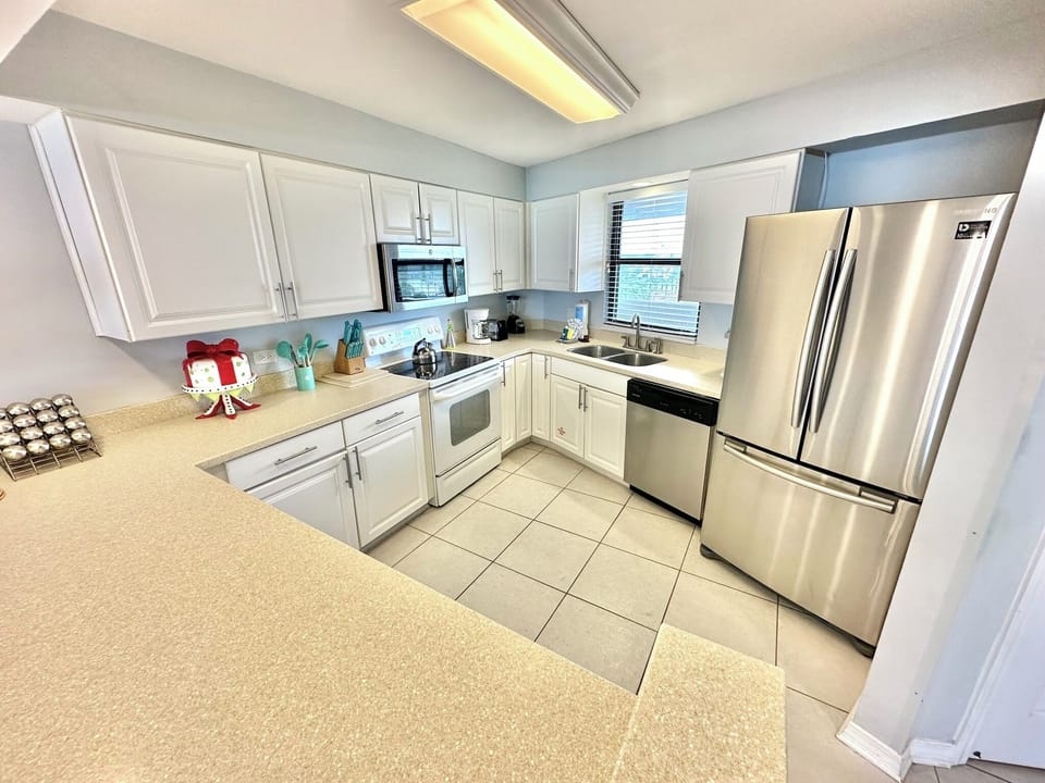 Fully stocked kitchen
