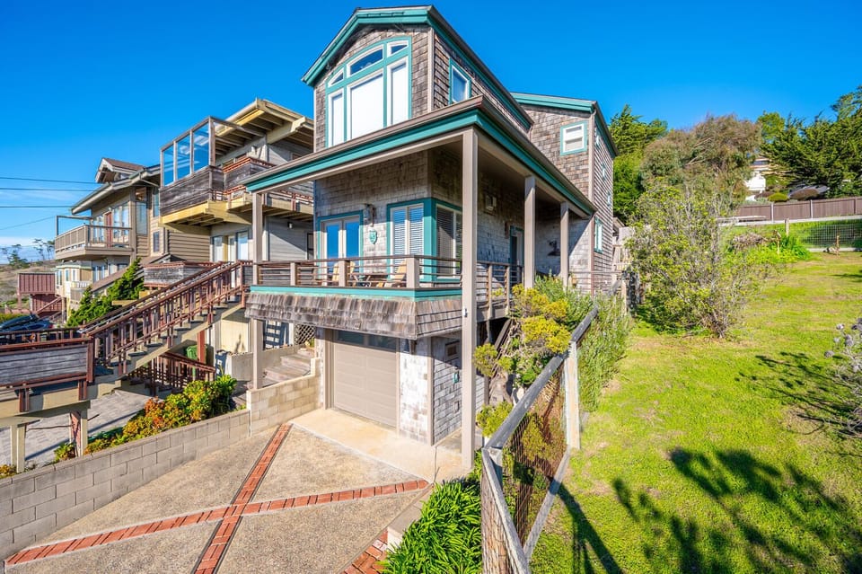 Front of the house, side view