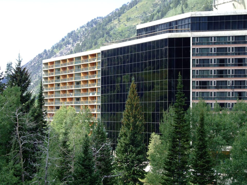 Exterior of the Cliff Club