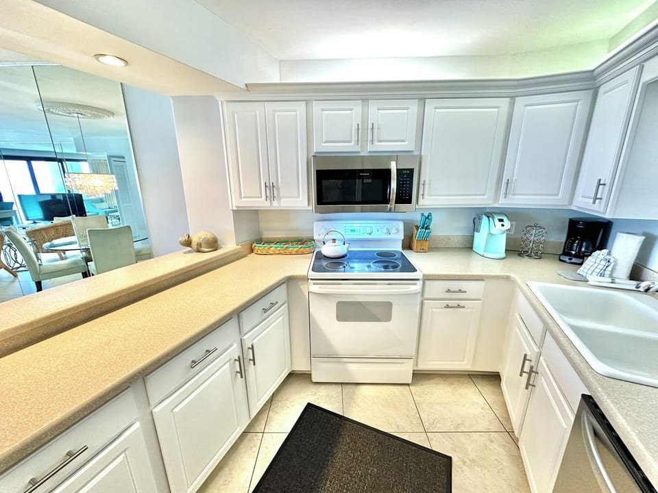 Fully stocked kitchen