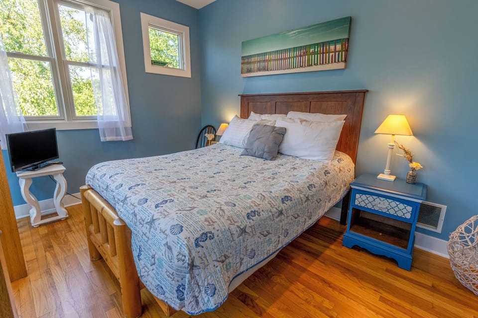 Third Level | Loft | Futon