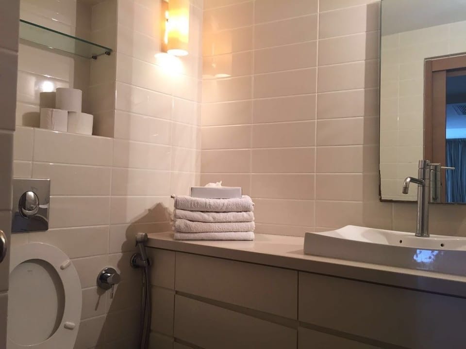 Raphael Apartments Hotel in Herzliya