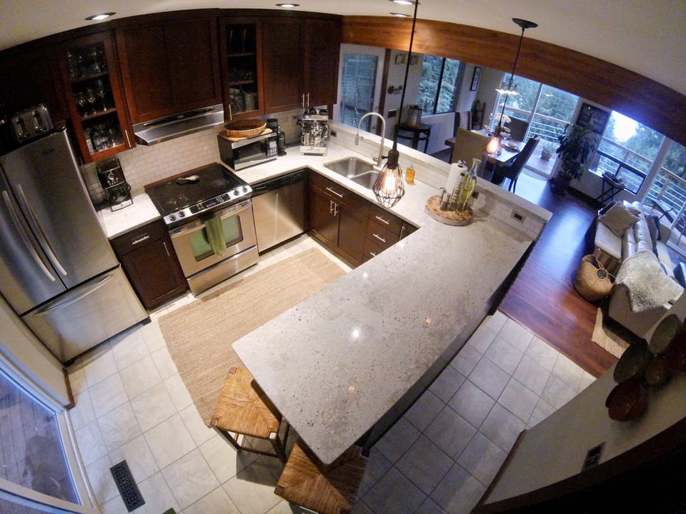 Kitchen with all the amenities!
