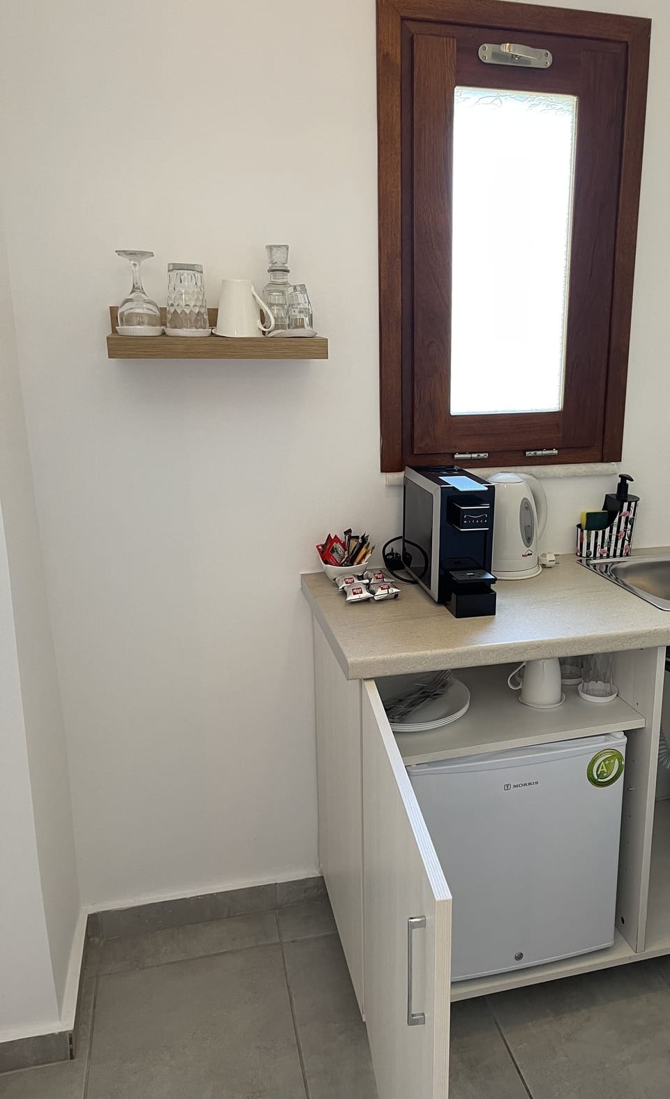 Family Apartment | Desk, soundproofing, iron/ironing board (on request), WiFi (free)