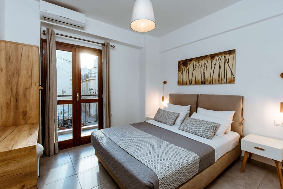 Family Apartment | Desk, soundproofing, iron/ironing board (on request), WiFi (free)