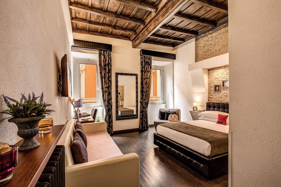 Junior Suite | Premium bedding, minibar, in-room safe, desk