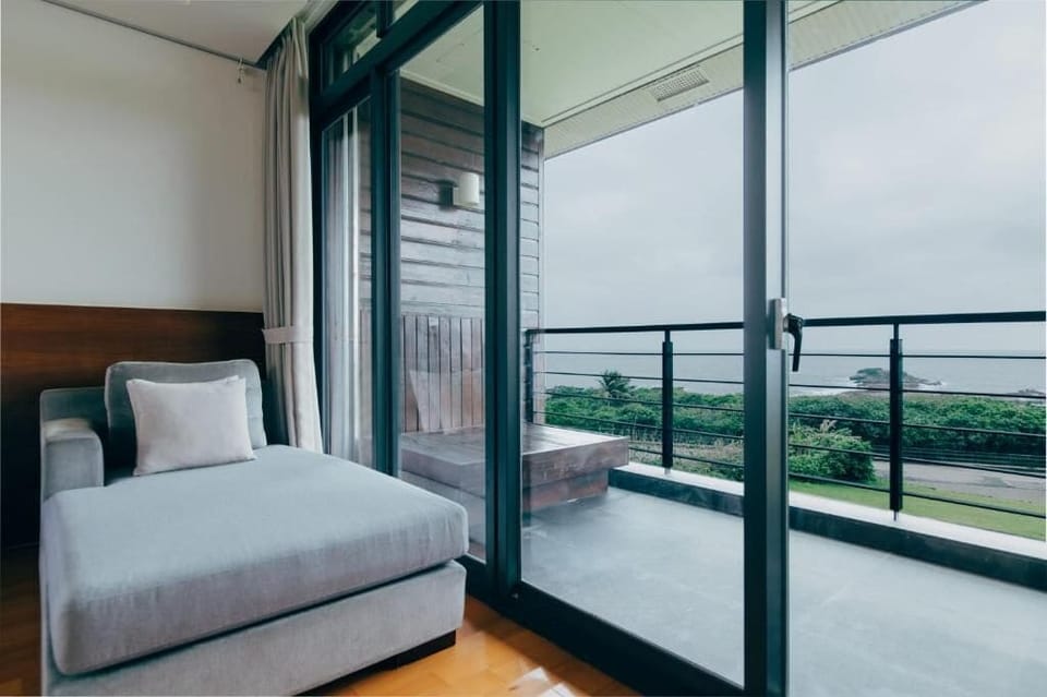 Superior Double Room, 1 Double or 2 Twin Beds, Ocean View | Desk, blackout drapes, soundproofing, free WiFi