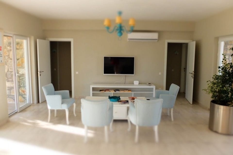 Suite | Living room | LCD TV