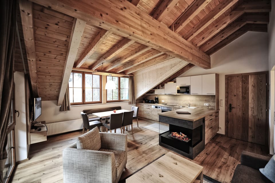 Dachgeschoss Suite | In-room dining