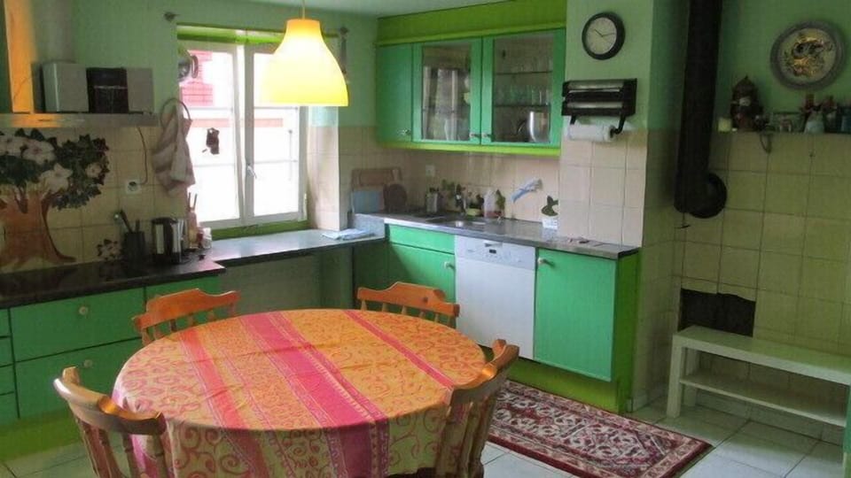 Apartment, 2 Bedrooms | In-room dining