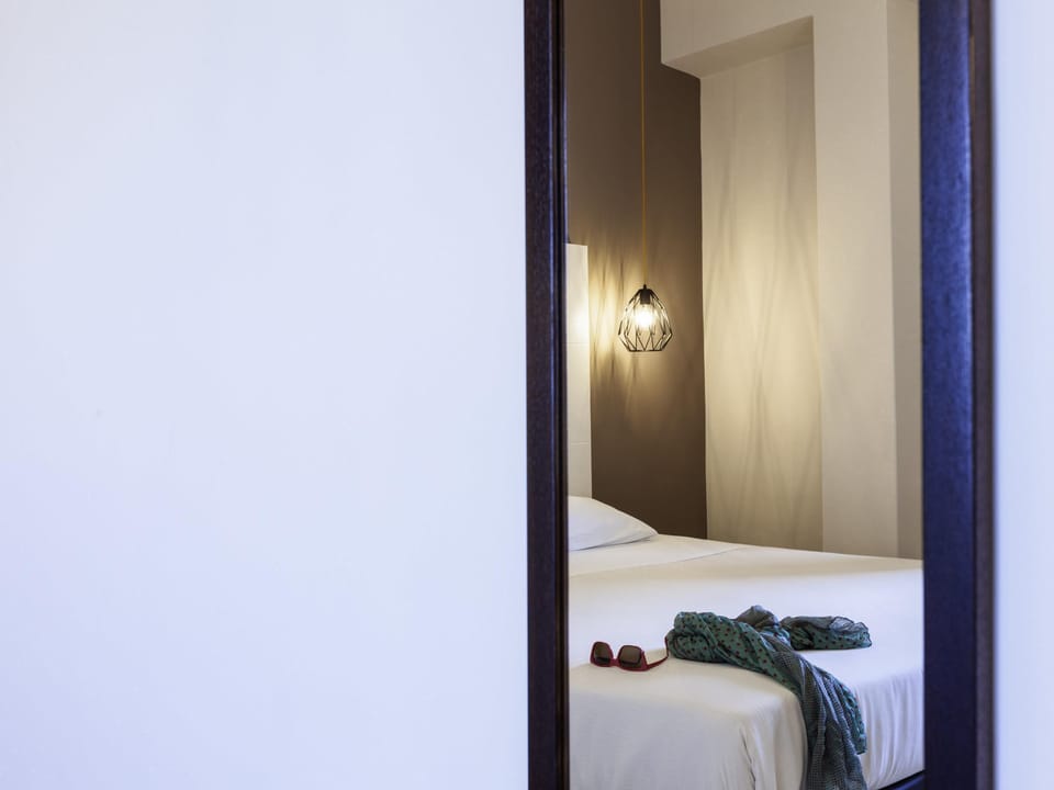 In-room safe, desk, blackout drapes, soundproofing