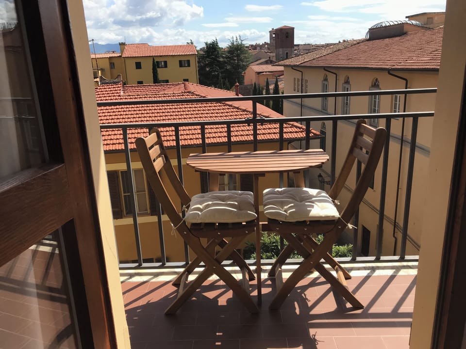 Twin Room, Private External Bathroom | Balcony view