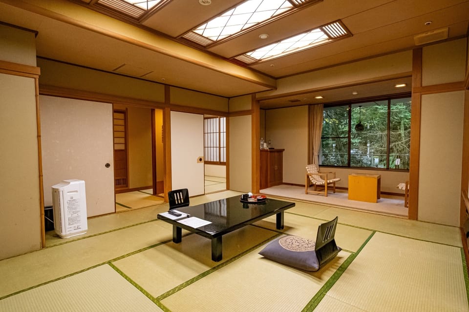 Deluxe Japanese Room - Mountain View | Minibar, in-room safe, laptop workspace, WiFi (free)