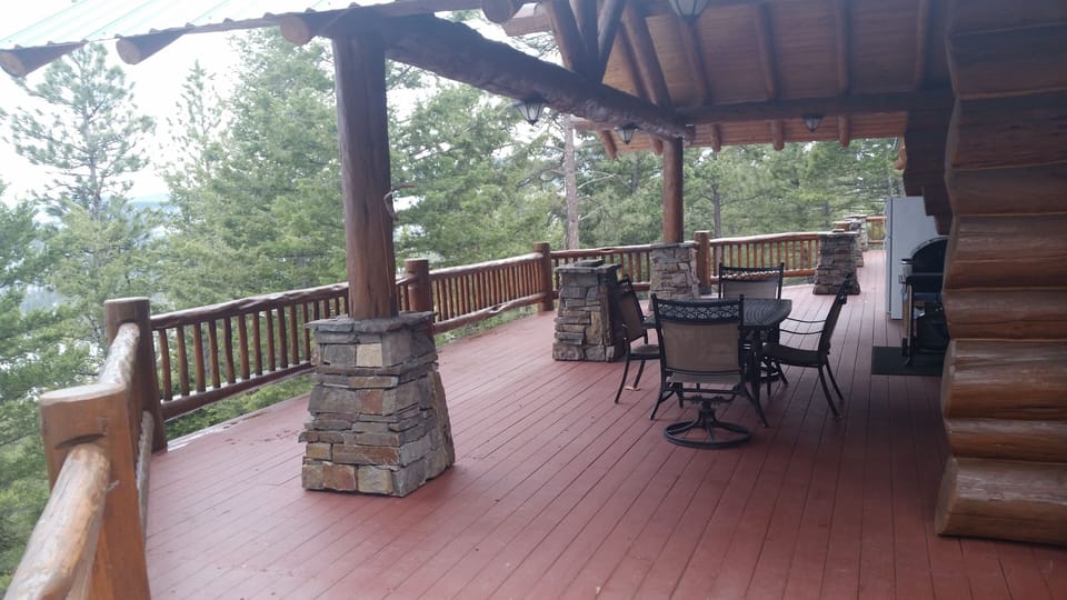 " Main Deck "