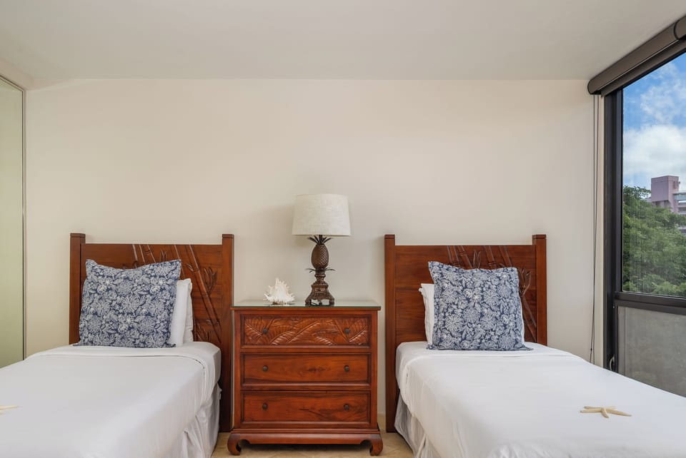 Choose a twin or a king in your guest bedroom perfect for flexible sleeping arrangement