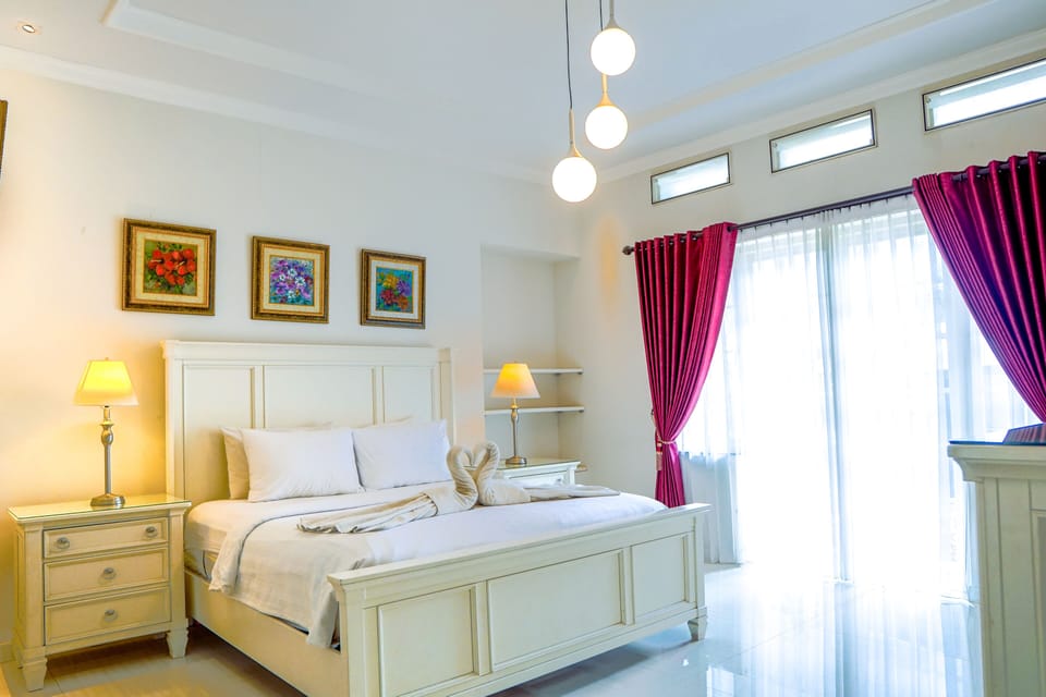 Premium bedding, soundproofing, free WiFi, wheelchair access